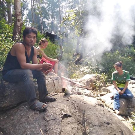 Bee Bee'S Chalets Home Stay And Trekking Banlung 外观 照片
