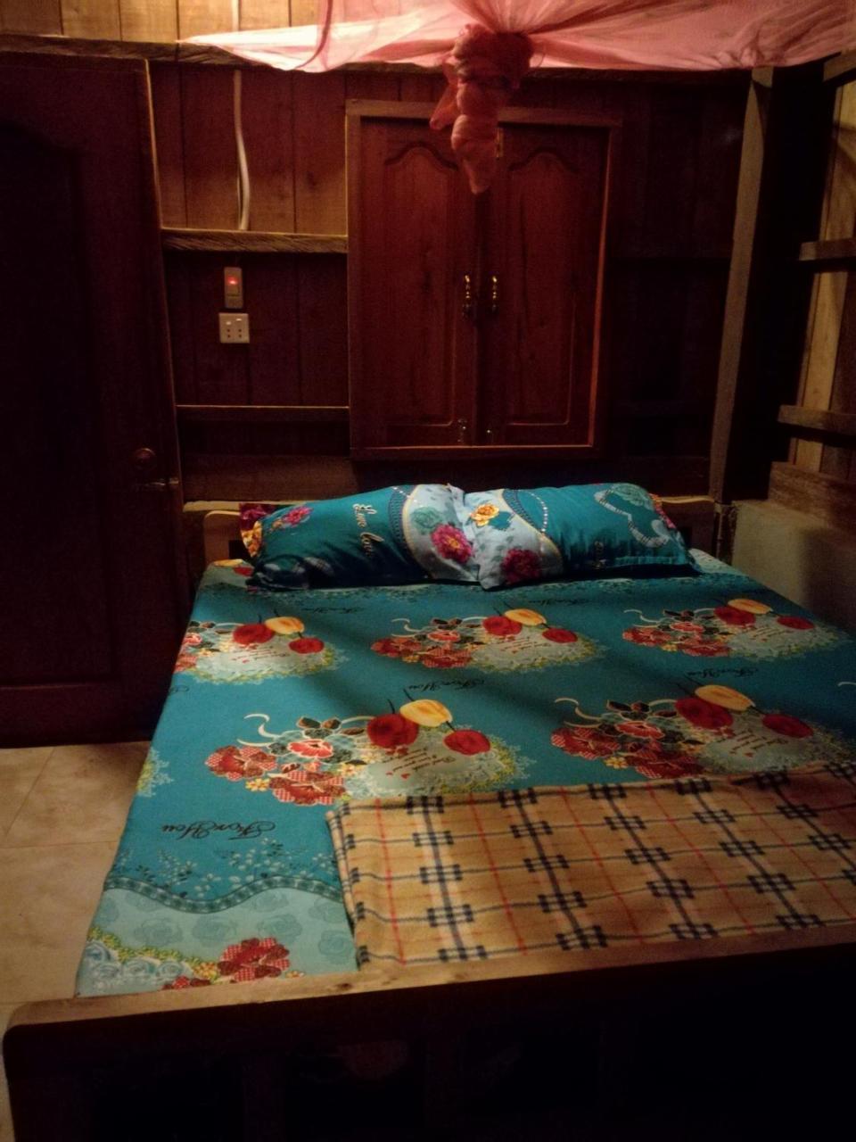 Bee Bee'S Chalets Home Stay And Trekking Banlung 外观 照片